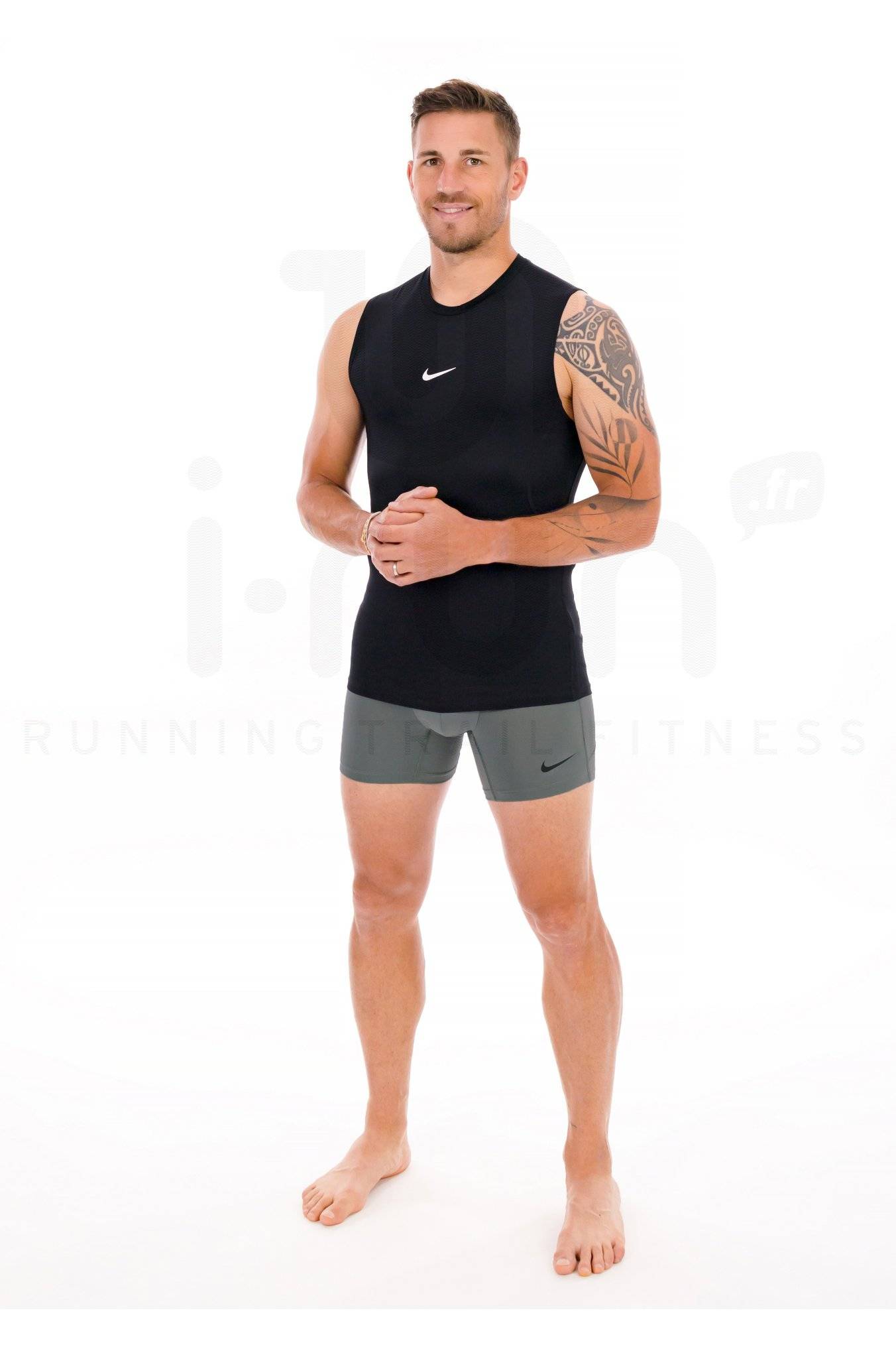 Nike Pro M